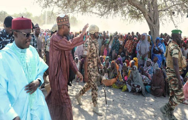 Floods: Zulum visits Borno refugees in Niger Republic  …Meets with Multinational Forces